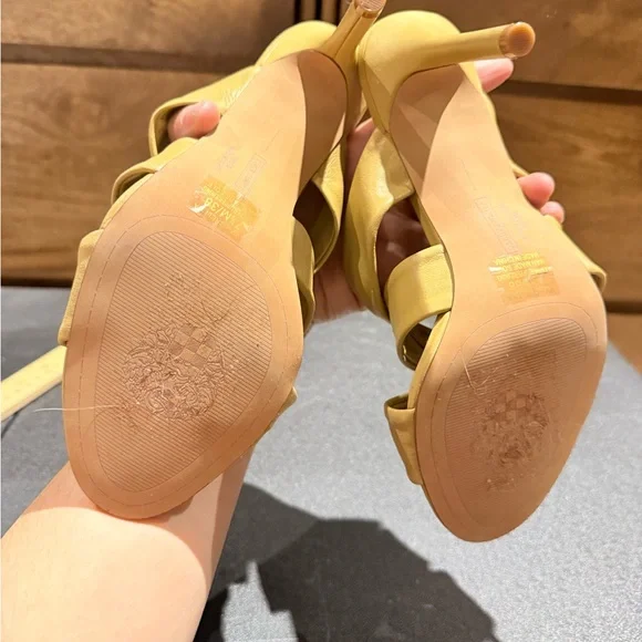 NWOT Vince Camuto Chelena Heels Dulce De Leche Color - Picture 8 of 11